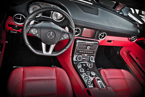 Mercedes SLS Interior