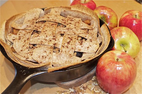 apple tortilla pie/whole feature