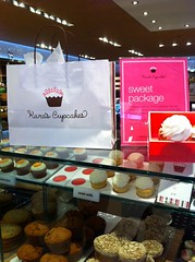 Kara's Cupcakes at SFO! by Rachel from Cupcakes Take the Cake