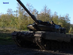 Leopard 2 Panzer des 42 Niederländischen Tankbataljons in Camp Vogelsang 2004