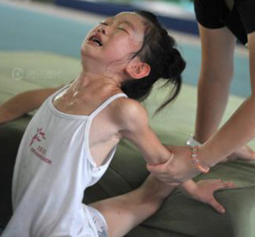 How China Brutalizes Its Children For Olympic Glory (4)