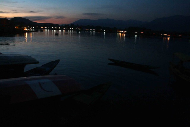 Kashmir Diary – A Bloodless Evening, Srinagar
