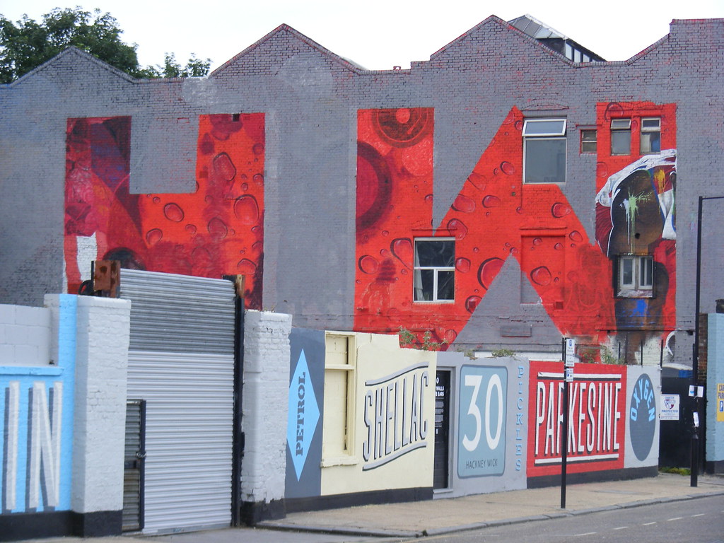 Mural memorializing the formal industry of the Hackney borough. Photo taken by sludgegulper, CC BY-SA 2.0.