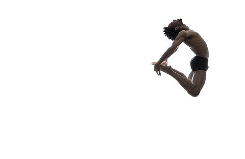無料写真素材|人物|男性|跳ぶ・ジャンプ|アメリカ人|男性黒人