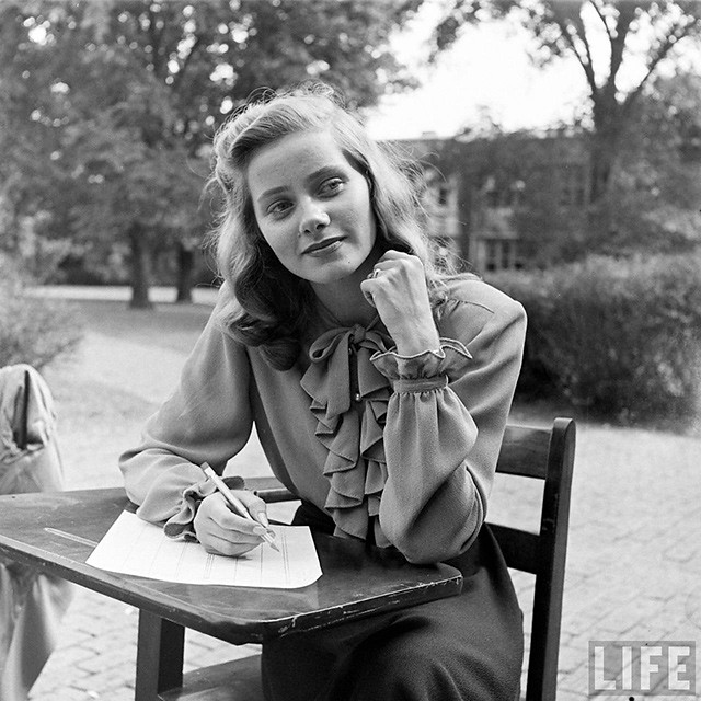 Vintage Photography by Nina Leen | Fashion in St. Louis