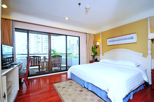 x3 ‘MEGA SAVER OFFERS’ for The Splendid One-Bedroom Suite 76 Sq.m. at Centre Point Sukhumvit, Bangkok by centrepointhospitality