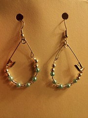 safety pin earring 1