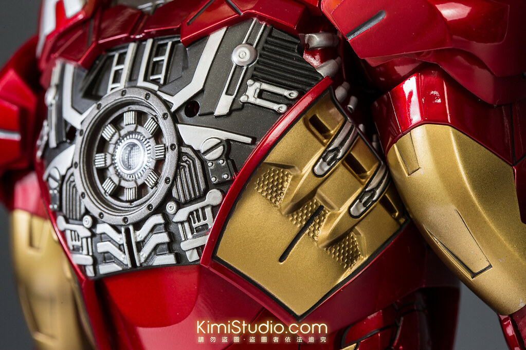 2013.06.11 Hot Toys Iron Man Mark VII-045