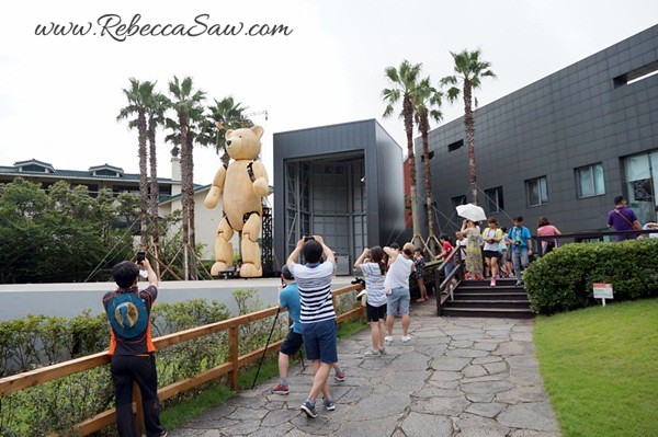Teddy Bear Museum Jeju Island - Rebeccasawblog-064