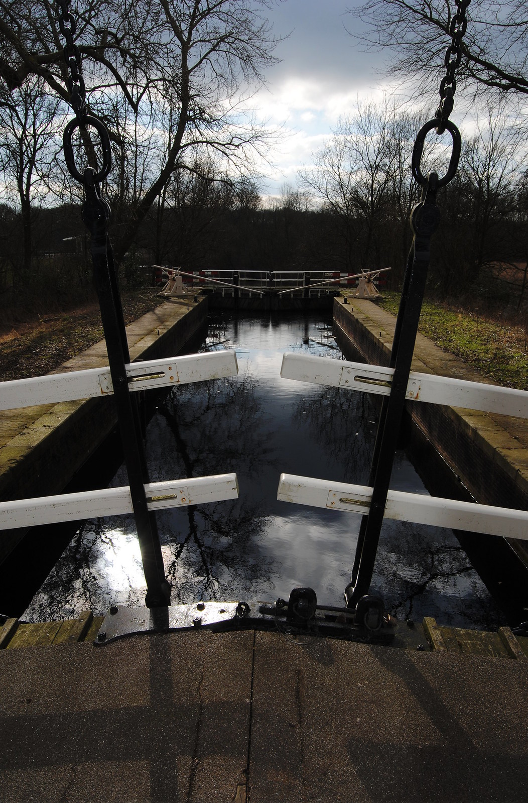 A traditional bridge and water lock in the Amsterdamse Bos.