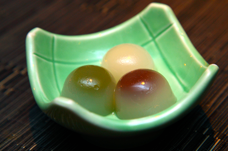 Tatsu Mochi-Balls