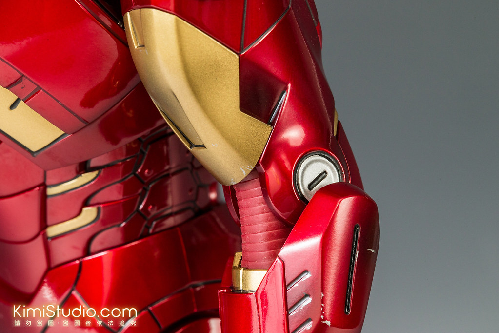 2013.06.11 Hot Toys Iron Man Mark VII-033