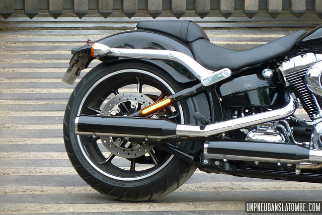 Le frein arrière de la nouvelle Harley-Davidson Softail Breakout.