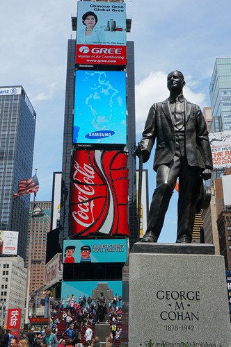 George M. Cohan Statue in Duffy Square - New York