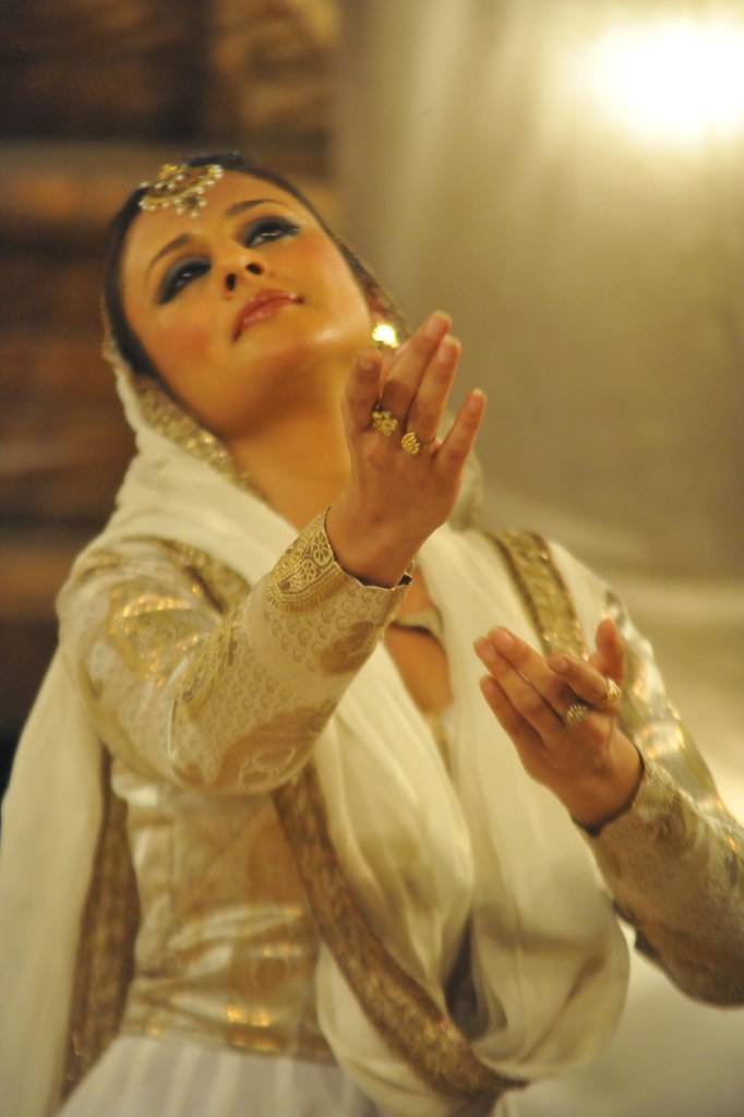 Kathak : Astha loses herself in the Sufi way - Zorba, the Buddha