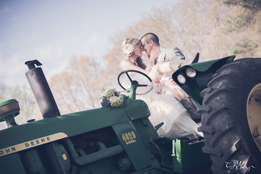 Couple_Tractor