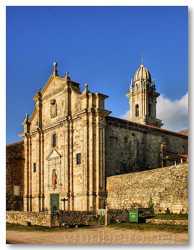 Mosteiro de Santa Maria de Oia by VRfoto