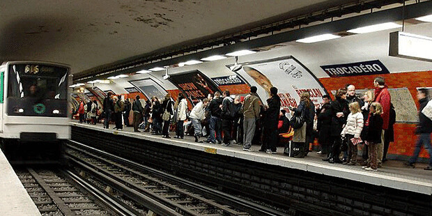 stasiun-Metro-di-Paris