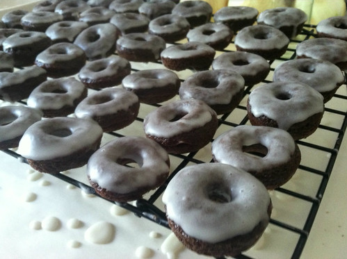 gluten-free chocolate doughnuts