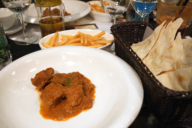 Beef Rendang with Shoe-String Fries and Pizza Bread