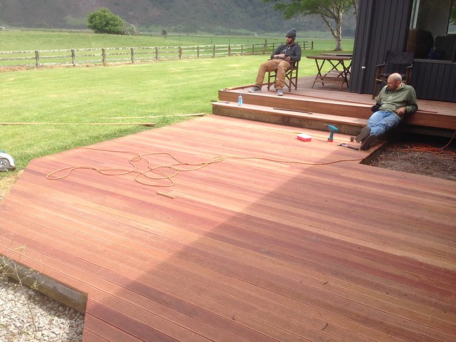 deck complete cedar lodge