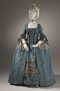 Woman's_robe_a_la_française_with_metallic_lace_c._1765