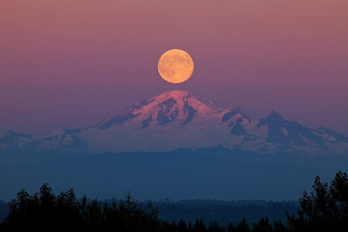 Mount Baker Moon