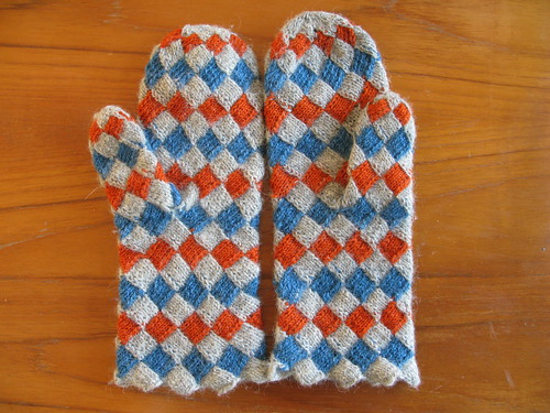 Trifted Mittens