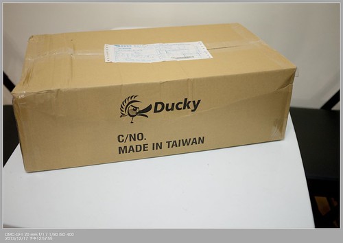 Ducky DK9008 Shine 3 綠軸機械式鍵盤白光