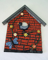 bird house-red brick