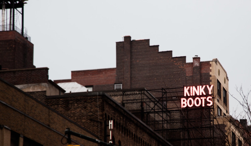 Kinky Boots [EOS 5DMK2 | EF 24-105L@105mm | 1/13s | f/7.1 | ISO250]