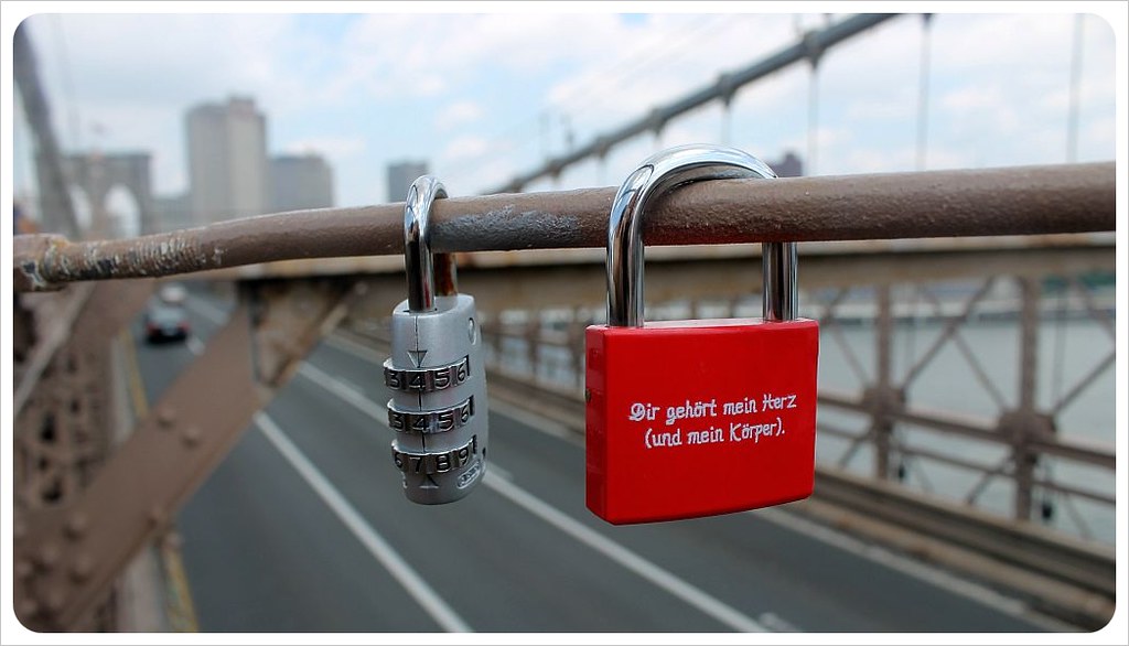 brooklyn bridge new york love padlocks dir gehoert mein herz