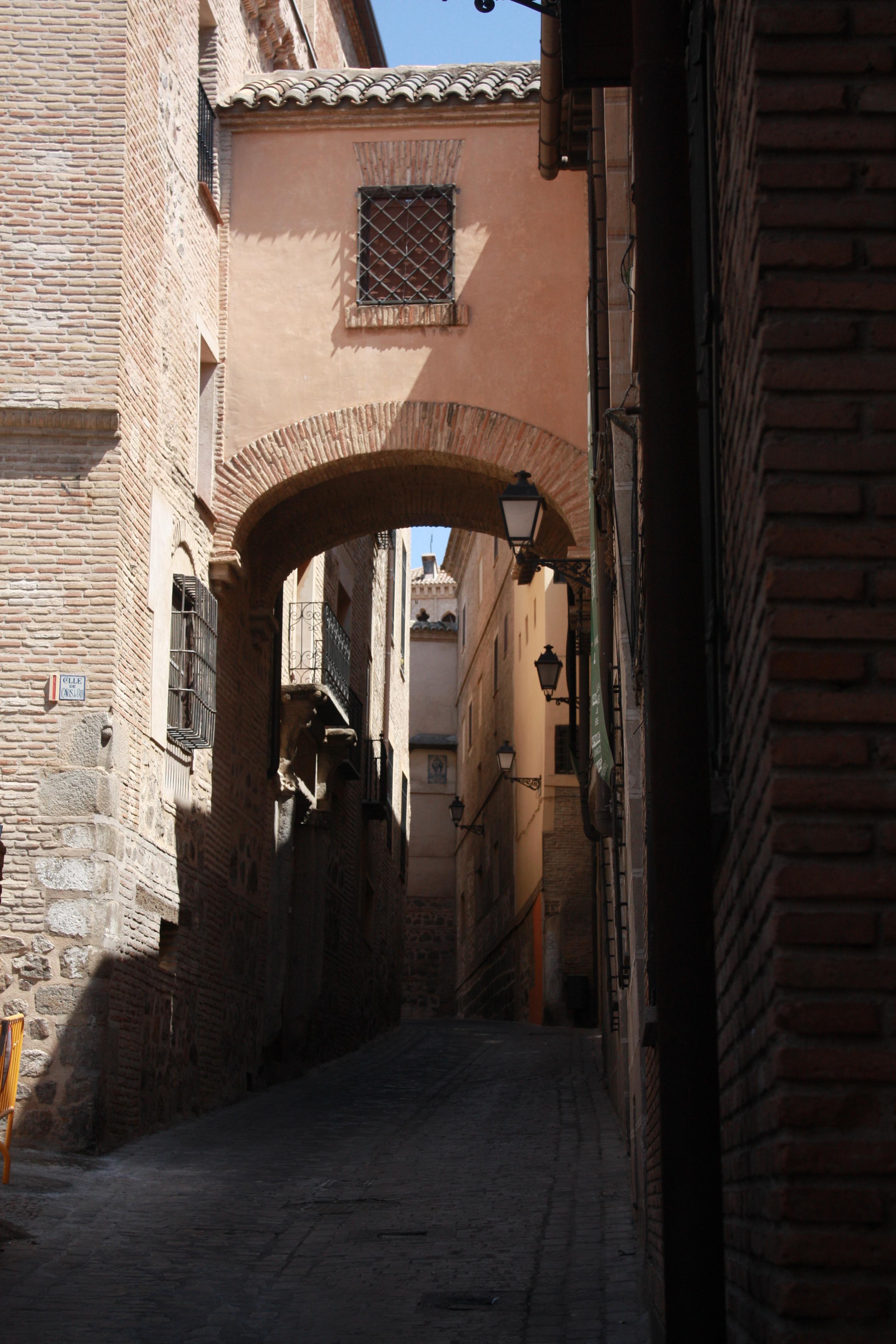Detalle de una calle de Toledo. Autor, FernandO
