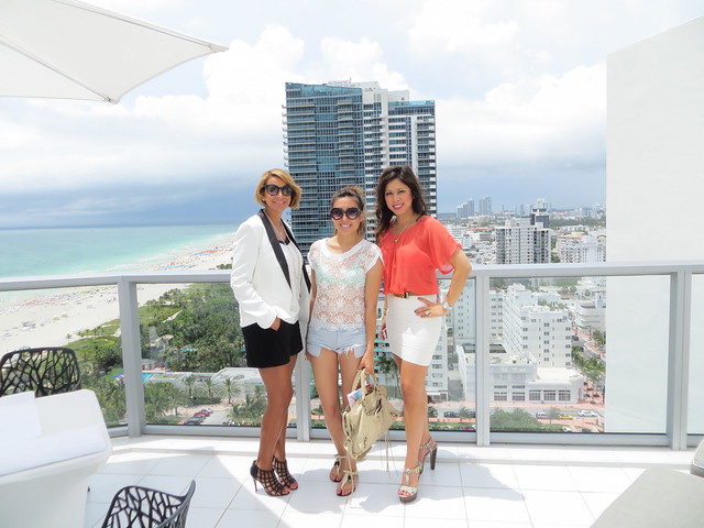 lucky magazine contributor,fashion blogger,lovefashionlivelife,joann doan,style blogger,stylist,what i wore,my style,fashion diaries,outfit,lisa vogel,luxe,feature friday,manna kadar cosmetics,miami swim week, style fashion week la,LAFW