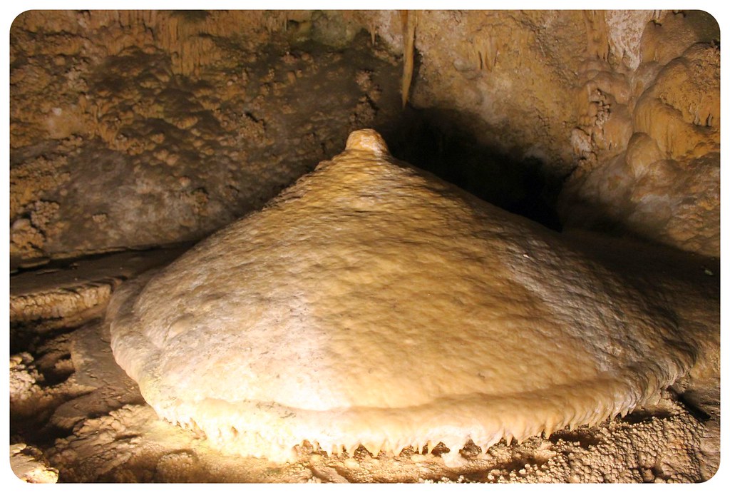carlsbad caverns rock formation