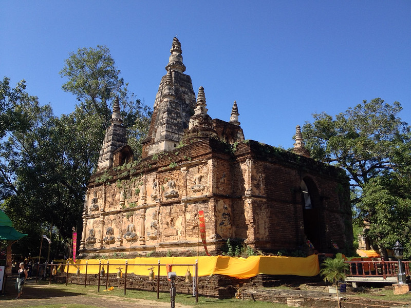 The Maha Chedi of Wat Chet Yot