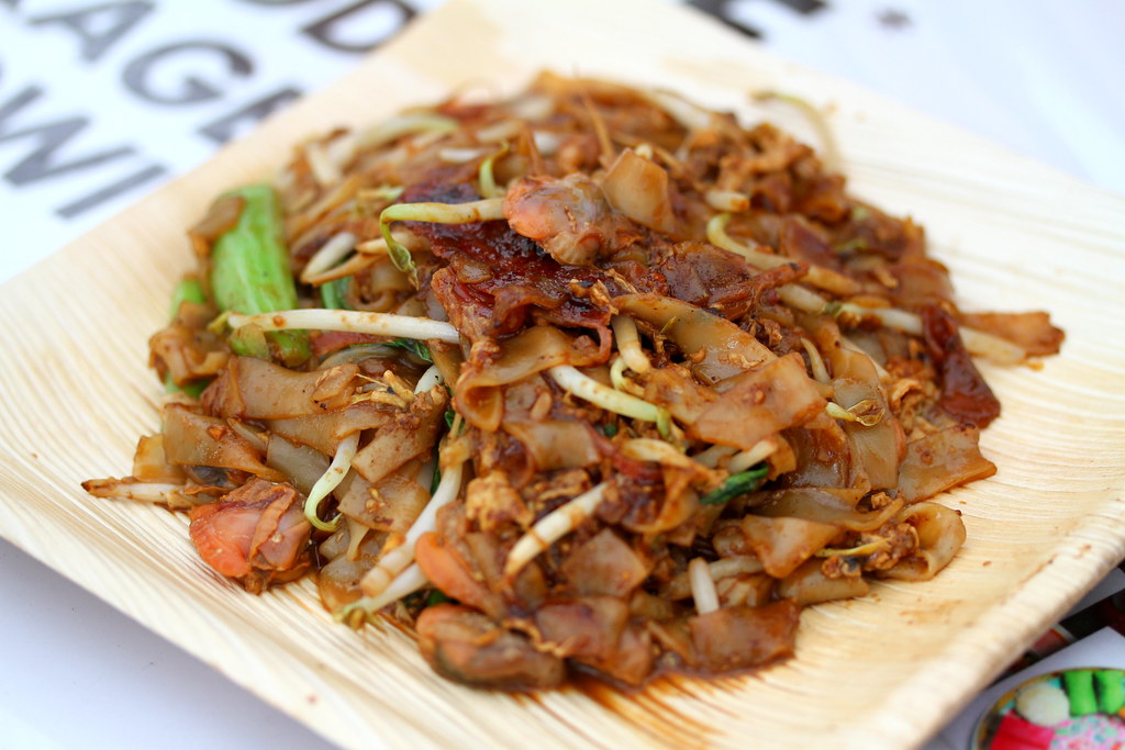 Singapore Favourite Food 2013: Lao Fu Zi Fried Kway Teow