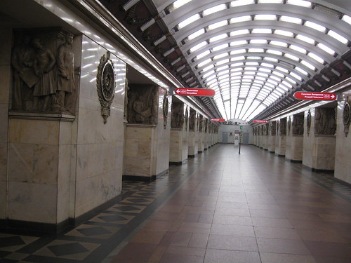 станцій метро