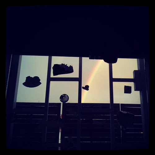 Fuori dalla finestra, l'arcobaleno