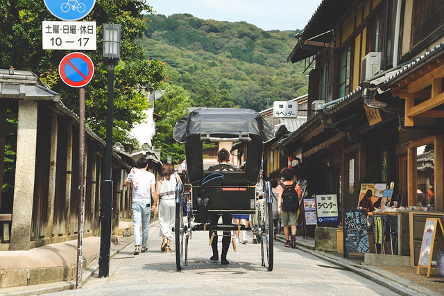 日本京都清水寺●拉車