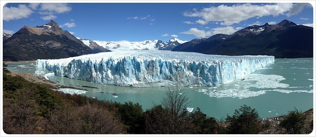 perito moreno glacier full panorama