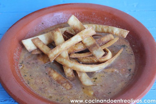 Sopa yucateca de lima www.cocinandoentreolivos (24)