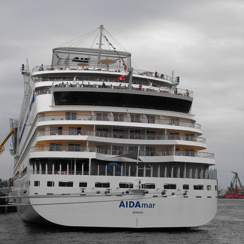 AIDAMar - Hamburg Cruise Terminal Altona by chrisLgodden