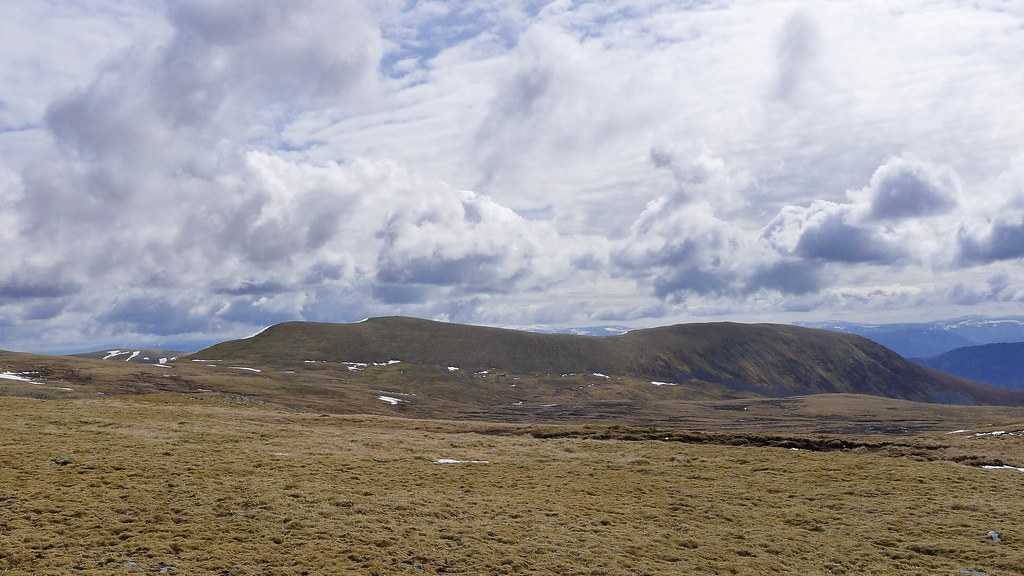 Carn Dearg from the south