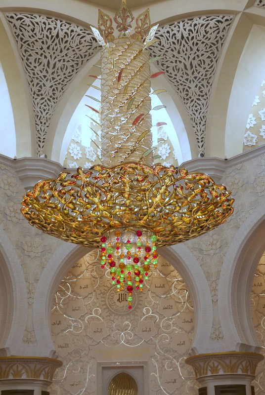 Mezquita de Abu Dhabi, Ferrari World y las fuentes de Dubai Mall - ¡Dubai, a la caza del Record Guinness! (14)