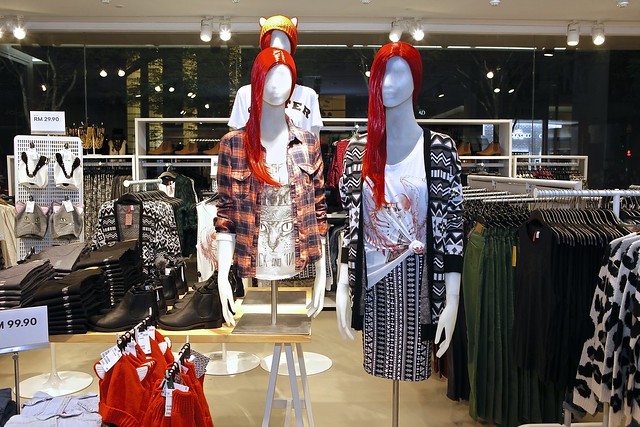 Launch of H&M at Avenue K-009
