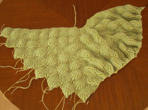 Brioche shawl: casting off by Asplund
