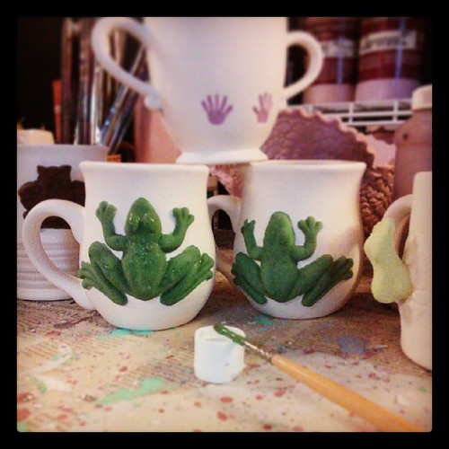 Scenes from a work day #ceramics #mugs #frog #owls