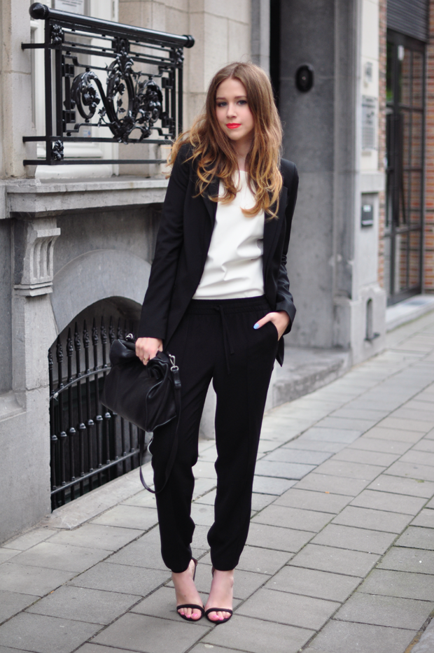 stylelab fashion blog outfit ootd monochrome sports black white