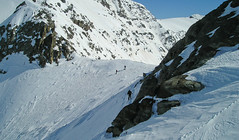 Zjazd z przełęczy Pasqualle do schroniska Pizzini Frattola (2700m) lodowcem Vedretta di Cedec.